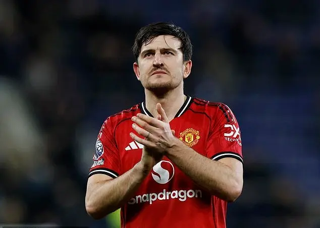 مگوایر: از قربانی تا قهرمان، داستان بازگشت مدافع جنجالی