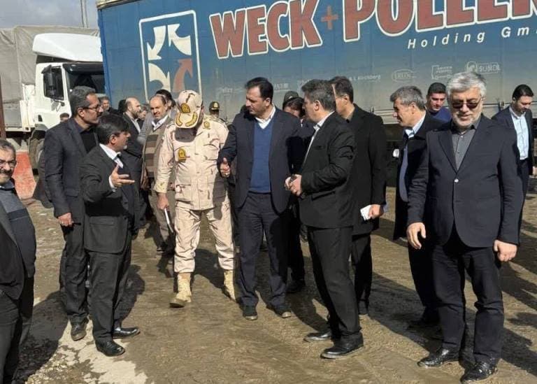 نمایش تئاتری در مرز باشماق: چگونه مقامات کردستان درام فساد اجرا می‌کنند