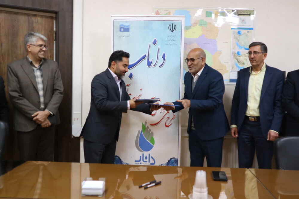 آموزش آب در مدارس: وقتی نظام از بحران خودساخته فرار میکند