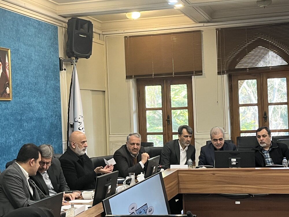 اصفهان و رؤیای قطب هوش مصنوعی: وعدهای دیگر از ملاها؟