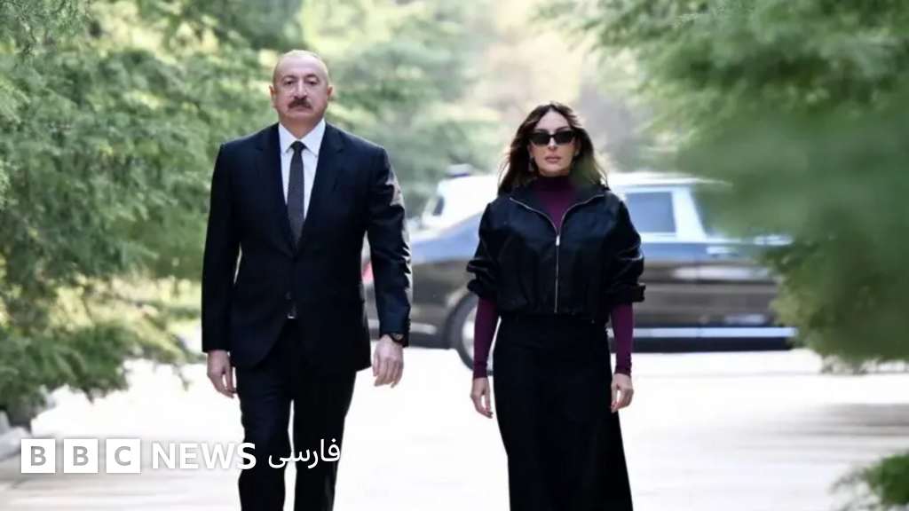 حجاب در باکو: وقتی سکولاریسم هم پایشان را گران میآید
